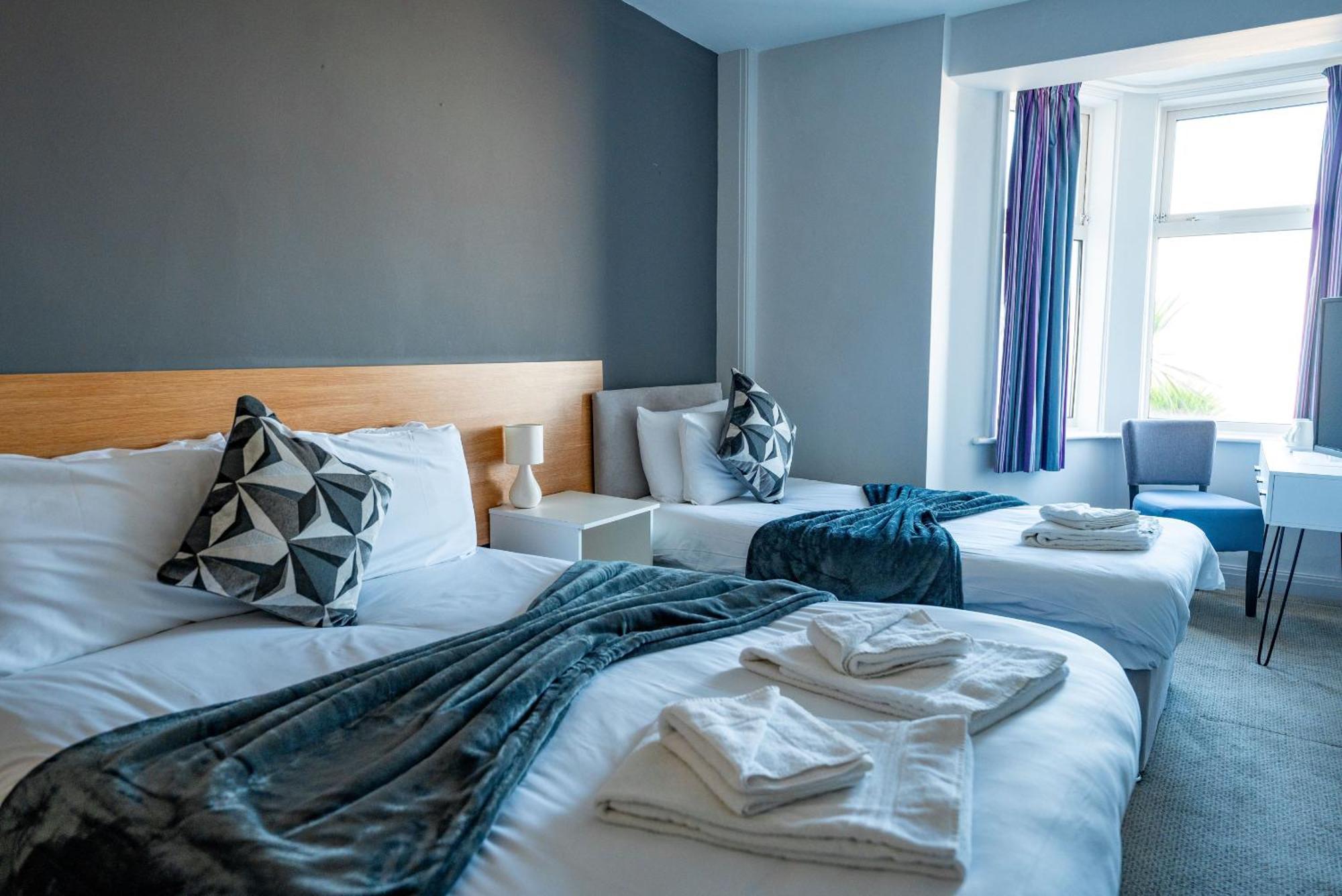 The Strathmore Hotel Morecambe Esterno foto