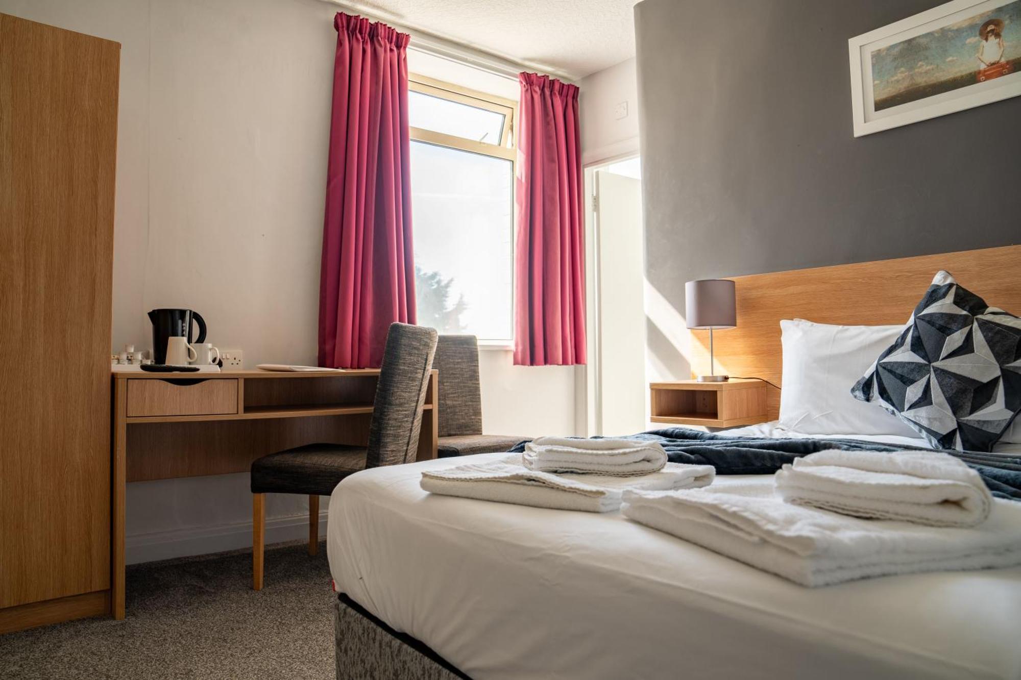 The Strathmore Hotel Morecambe Esterno foto