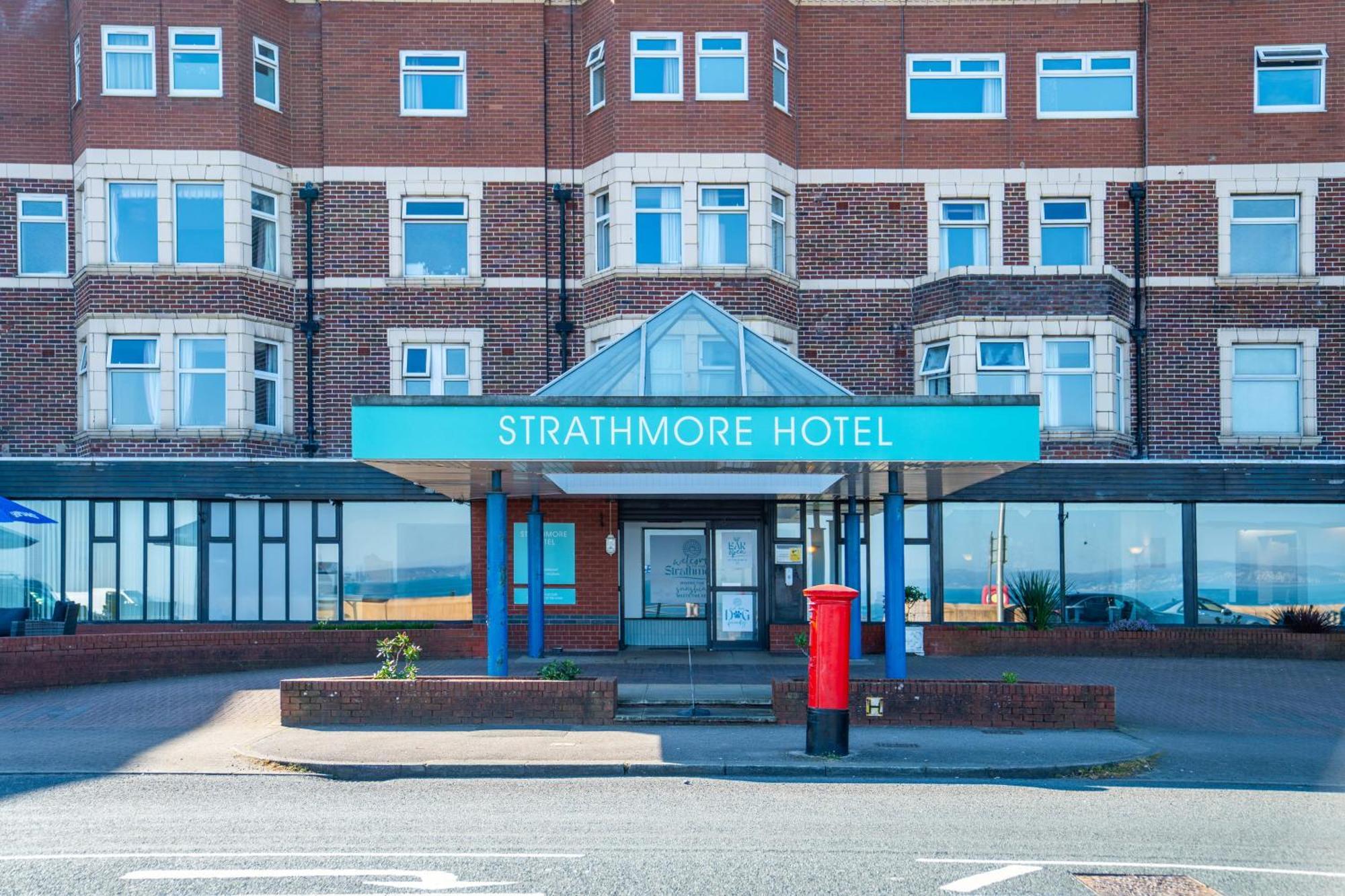 The Strathmore Hotel Morecambe Esterno foto
