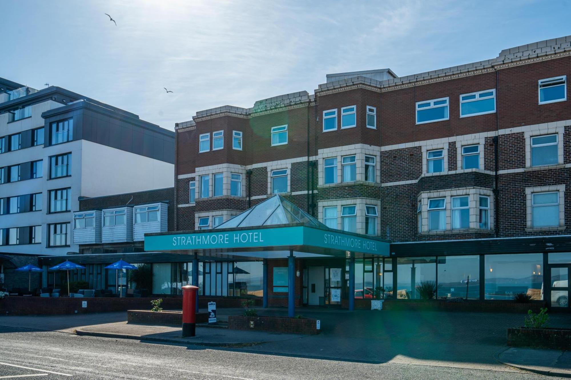 The Strathmore Hotel Morecambe Esterno foto
